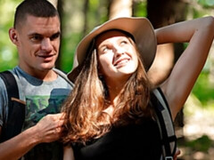 Arsch, Grosse titten, Blasen, Braunhaarige, Bekleidet, Hardcore, Öffentlich, Jungendliche (18+)