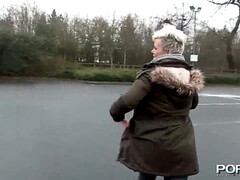 Блондинки, Европейки, Фетиш, Эксгибиционист, Зрелые, Милф, На природе, Соло