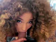 Amerikanisch, Braunhaarige, Paar, Kehlenfick, Aufs gesicht abspritzen, Natürlichen titten, Zierlich, Ehefrau