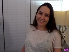 ぽっちゃり, デカパイ, フェラチオ, 茶髪の, 手コキする, 淫乱熟女, ハメ撮り, ストリッピング