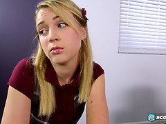 Blonde, Sucer une bite, Tir de sperme, Hd, Suçant, Professeur, Adolescente