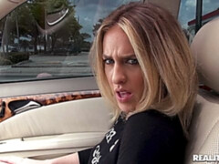 Cul, Blonde, Sucer une bite, Voiture, Branlette thaïlandaise, De plein air, Rasée, Adolescente