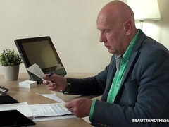 Минет, Брюнетки, Грязь, Дедушка, Ласковые ручки, Секс без цензуры, Лизание, Тугие