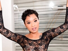 Gros cul, Sucer une bite, Interracial, Seins naturels, De plein air, Pov, Tatouage, Nénés