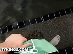 18 jahre, Blasen, Schwanz, Frau frau mann, Handjob, Hd, Im freien, Nass