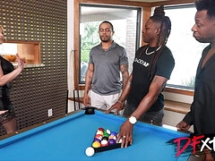 Grote mammen, Pijpbeurt, Diep in de keel, Kwartet, Handbeurt, Moeder die ik wil neuken, Natuurlijke tieten, Tieten likken