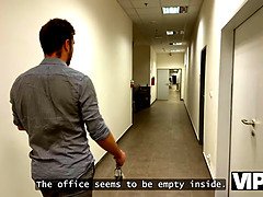 Mooi, Grote mammen, Blond, Stel, Hd, Moeder die ik wil neuken, Kantoor, Kousen