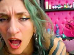 Cul, Sucer une bite, En levrette, Hd, Chatte, Maigrichonne, Tatouage, Nénés