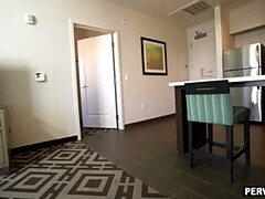 Cul, Gros cul, Grosse bite, Queue, En levrette, Hard, Fille latino, Mère que j'aimerais baiser