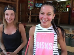 Blondine, Blasen, Handjob, Nackt, Pov, Tätowierung, Jungendliche (18+), Flotter dreier