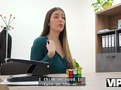 In den arsch, Grosse titten, Braunhaarige, Hd, Natürlichen titten, Rau, Schreiend, Strümpfe