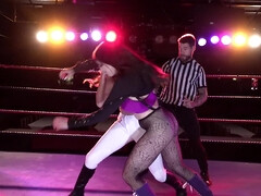 Grosse titten, Britisch, Füsse, Fetisch, Piercing, Muschi, Hintern versohlen, Spielzeuge