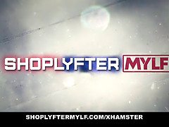 Beauté, Grosse bite, Gros seins, Plantureuse, Femme couguar, Branlette thaïlandaise, Mère que j'aimerais baiser, Chatte