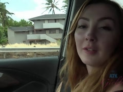 Enthousiasteling, Pijpbeurt, Jurk, Voetbeurt, Vriendin, Handbeurt, Buiten, Tieten likken