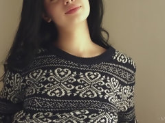 美人, ベッドルーム, ビキニ, パンティ, ふっくら乳首, オマンコ, 靴下, スカートのぞき