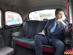 Pijpbeurt, Auto, Hondjeshouding, Sperma in gezicht, Vrouw, Handbeurt, Buiten, Gezichtspunt