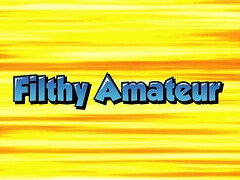 Enthousiasteling, Lesbisch, Masturbatie, Moeder die ik wil neuken, Natuurlijke tieten, Voorbinddildo, Speelgoed, Oud