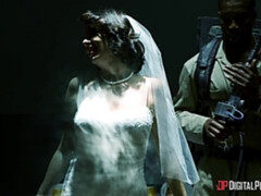 Grosser arsch, Grosse titten, Blasen, Braunhaarige, Sperma im mund, Hundestellung, Gruppensex, Milf