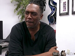 デカ尻, デカチン, Hd, 異人種間, なめる, 淫乱熟女, オマンコ, スペイン人