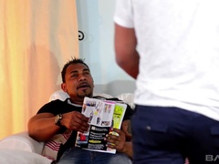 フェラチオ, 茶髪の, イく瞬間, 顔射, 異人種間, 三人