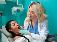 Stellung 69, Arsch, Fingern, Interrassisch, Lesbisch, Lecken, Muschi, Entkleiden