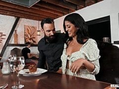 Gros cul, Grosse bite, Sucer une bite, En levrette, Fille latino, Léchez, Mère que j'aimerais baiser, Chatte