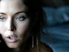 Brunette brune, Célébrité, Softcore, Nénés