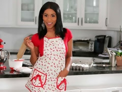 Lécher le cul, Gros cul, Noire, Sucer une bite, En levrette, Noir ébène, Branlette thaïlandaise, Mère que j'aimerais baiser