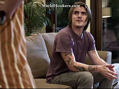 Gros seins, Blonde, Éjaculation interne, Tir de sperme, Groupe, Fille latino, Massage, Nénés