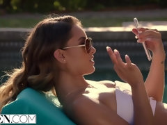 デカチン, フェラチオ, 茶髪の, チン, 顔射, ポルノスター, 馬乗り, 剃毛