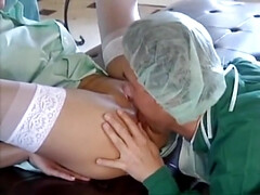 Anaal, Blond, Sperma, Sperma shot, Diep in de keel, Gapende, Trio, Oud