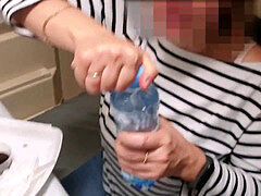 Mamada, Orgasmo, Al aire libre, Público, Tren