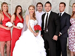 Innocent Julia Ann and Nicole Aniston - double blowjob movie - Naughty Weddings