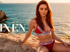 Sucer une bite, Branlette thaïlandaise, Embrassement, Léchez, Piscine, Adolescente, Plan cul à trois, Nénés