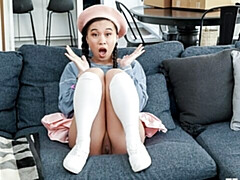 Cul, Chambre à dormir, Grosse bite, En levrette, Seins naturels, Petite femme, Maigrichonne, Nénés