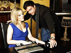 Gros cul, Grosse bite, Gros seins, Blonde, En levrette, Mère que j'aimerais baiser, Culottes ou slips, Jarretelles