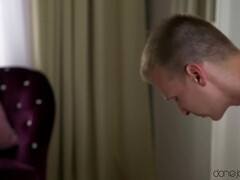 Asiatique, Cul, Sucer une bite, Brunette brune, Fétiche, Jeans, De plein air, Nénés