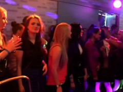 Одетые девушки голые парни, Группа, Секс без цензуры, Хд, Реалити