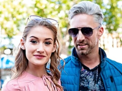 Blasen, Frau frau mann, Küssen, Natürlichen titten, Rasiert, Kurzes haar, Jungendliche (18+), Flotter dreier