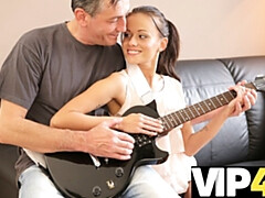 18 jaar, Pijpbeurt, Daddy, Hd, Klein, Geschoren, Mager, Tiener