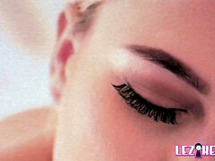 Something broken with Silvia Soprano and Mimi Cica