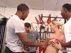 Gehörnter ehemann, Erniedrigung