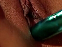 18 jahre, Grosse titten, Frau, Lingerie, Orgasmus, Solo, Jungendliche (18+), Spielzeuge