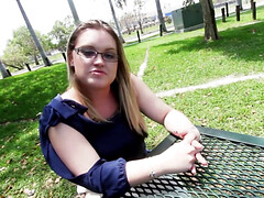 Gros cul, Grosse bite, Gros seins, Blonde, Sucer une bite, Interracial, Rasée