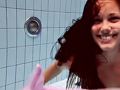 Paulinka underwater swimming babe