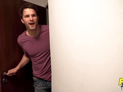 素人, ベッドルーム, なめる, 自然山雀, オマンコ, 靴下, 三人, オッパイの