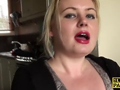 Grosser arsch, Pummelig, Sperma im mund, Aufs gesicht abspritzen, Realität, Rau, Sklave, Hintern versohlen