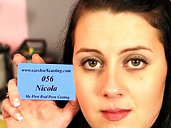 Grosser arsch, Grosser schwanz, Grosse titten, Blasen, Braunhaarige, Pummelig, Hundestellung, Milf