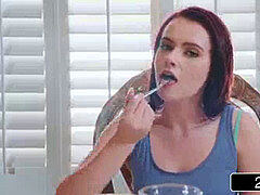 フェラチオ, 茶髪の, 手コキする, キッチン, オマンコ, タトゥー, ティーン