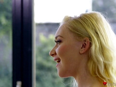 Красотки, Блондинки, Брюнетки, Сумасшедшие, Поцелуи, В офисе, Оргазм, Киски